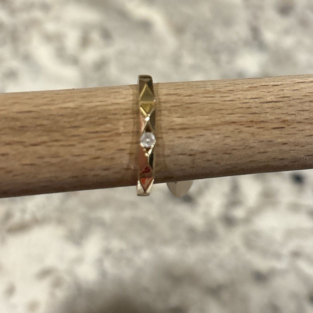 Elegant Gold-Tone Ring